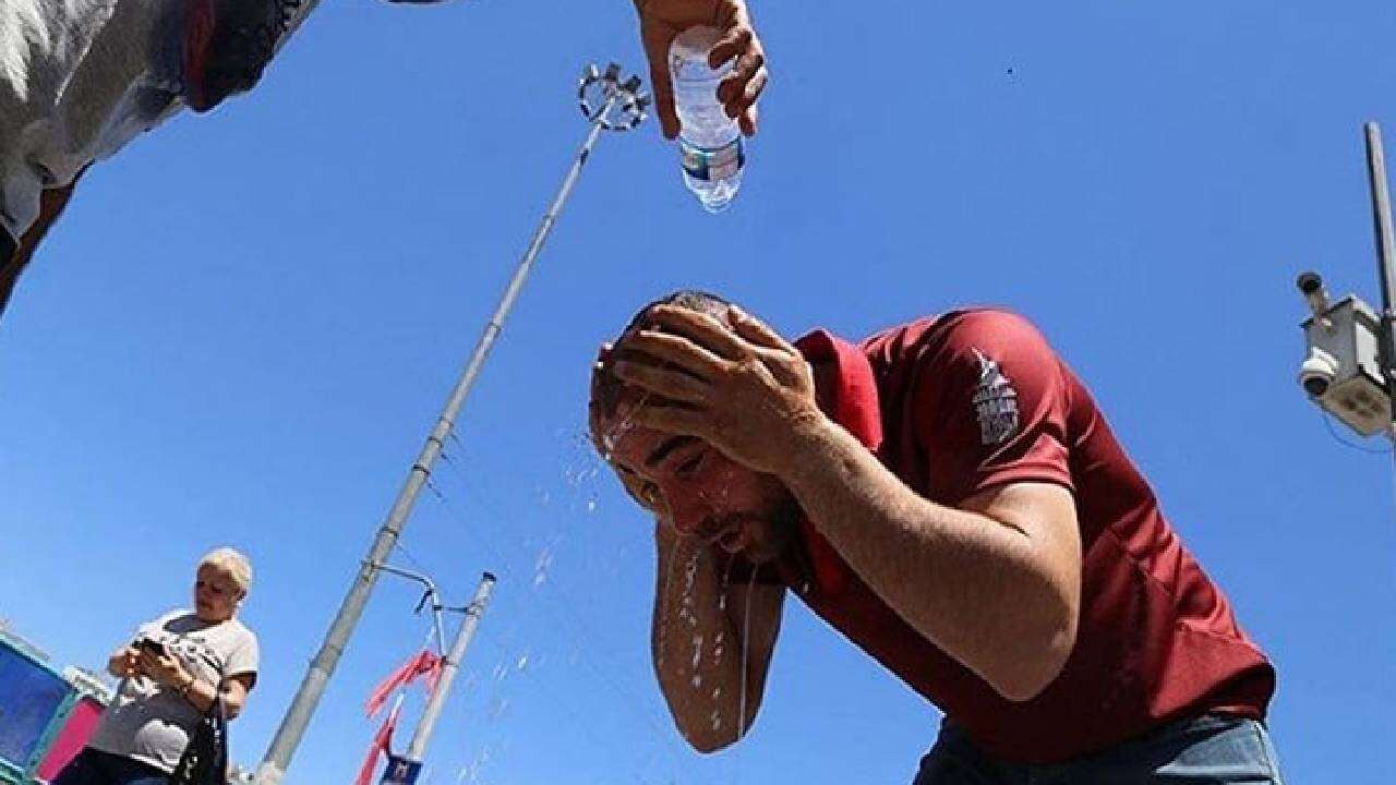 Kırmızı alarm verildi: Türkiye'nin 5 büyük ili ciddi risk altında! O tarihlere dikkat, bastıra bastıra geliyor 6